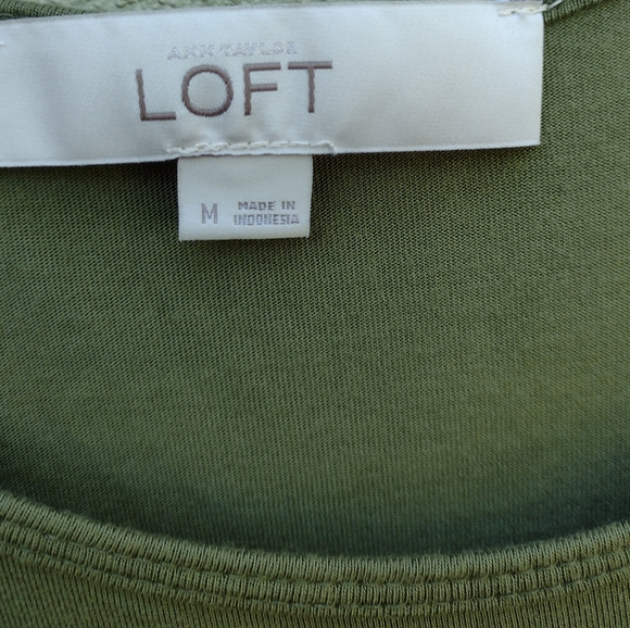 Loft Olive Green Dressy Tank Top in Size Medium - Picture 3 of 6